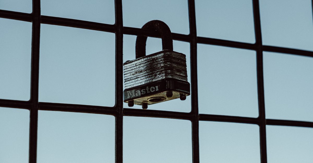 How to Spot and Avoid Locksmith Scams in New York City — Pro Locksmith NYC