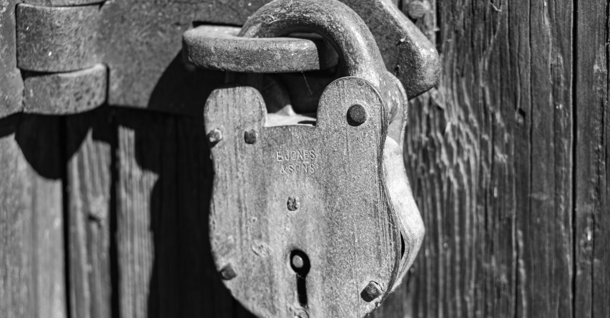 Mortise Lock vs. Cylinder Deadbolt: Which Is Right for Your NYC Door? — Pro Locksmith NYC
