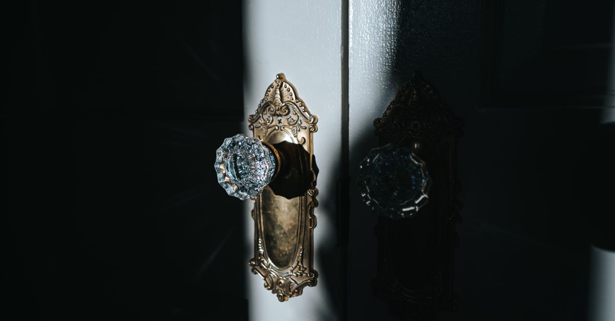 What Is a Mortise Lock and Why Do So Many NYC Apartments Have One? — Pro Locksmith NYC