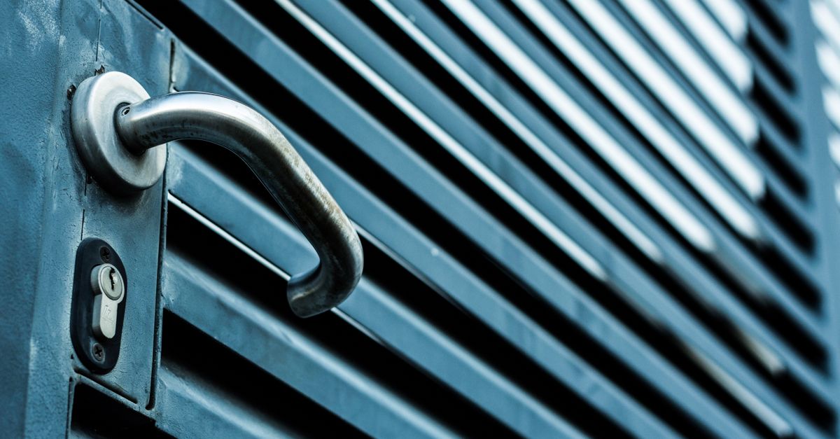 How Much Does an NYC Locksmith Cost for a Knob Lock Job? — Pro Locksmith NYC
