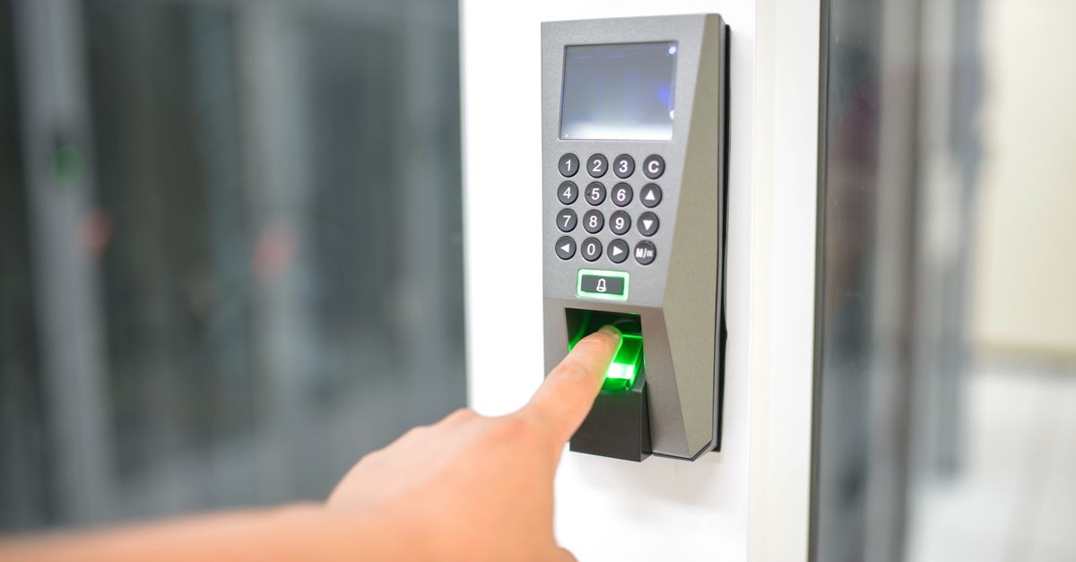 Smart Lock Installation: Choosing the Right Hardware for Your NYC Door — Pro Locksmith NYC